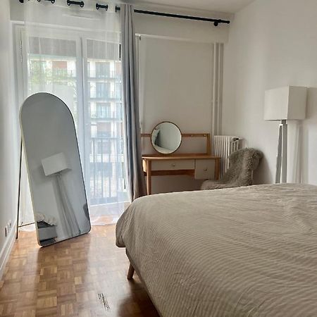 Modern Apartment Near The Eiffel Tower, 45M Paris Ngoại thất bức ảnh